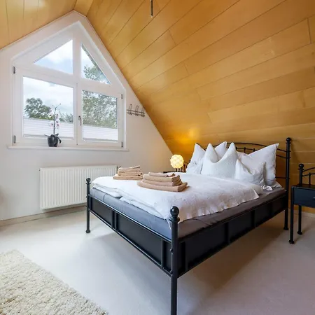 شقة Og - Ruegenbrise Mit Seeblick Mit 3 Baedern Garz (Rugen)