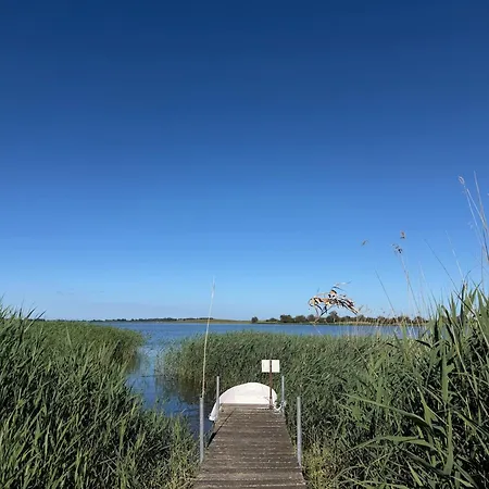 דירה - Ruegenbrise Mit Seeblick Mit 3 Baedern, Steg Und Paddelboot - Alle Inklusive *