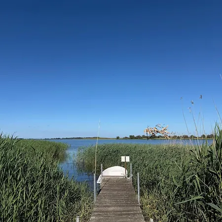- Ruegenbrise Mit Seeblick Mit 3 Baedern, Steg Und Paddelboot - Alle Inklusive