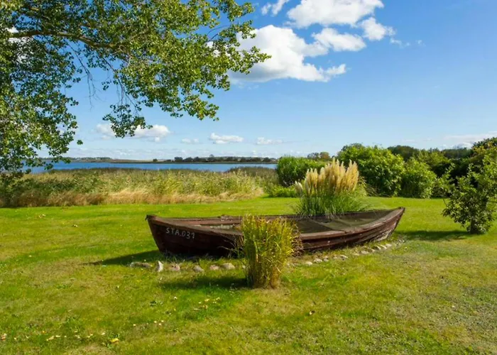 Og - Ruegenbrise Mit Seeblick Mit 3 Baedern Garz (Rugen)