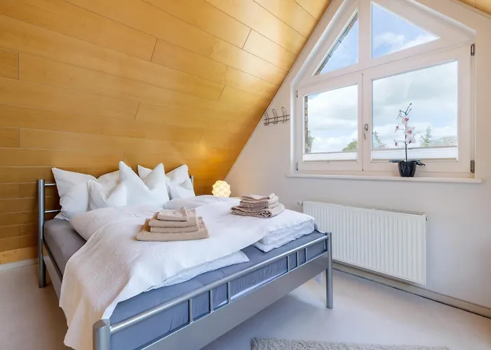 Og - Ruegenbrise Mit Seeblick Mit 3 Baedern * Garz (Rugen)